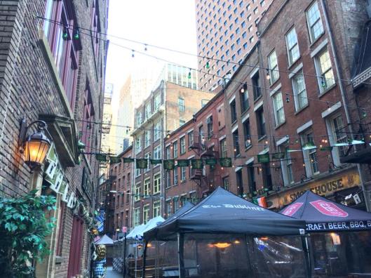 38294561_10212898302794861_8357653062596165632_n