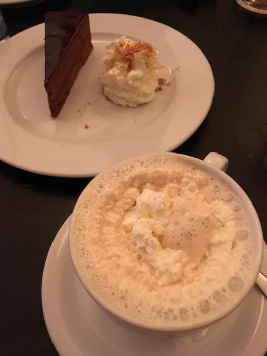 41479999_10213202584881723_2183560613077188608_n